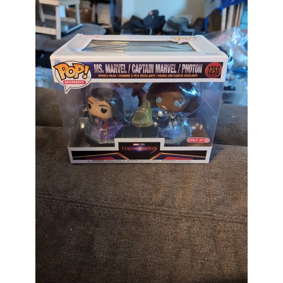 Funko POP! Moment: The Marvels - Ms. Marvel/ Captain Marvel/Photon Figure Set - Picture 1 of 5